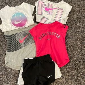 Nike 2T Girls Shirts + Short